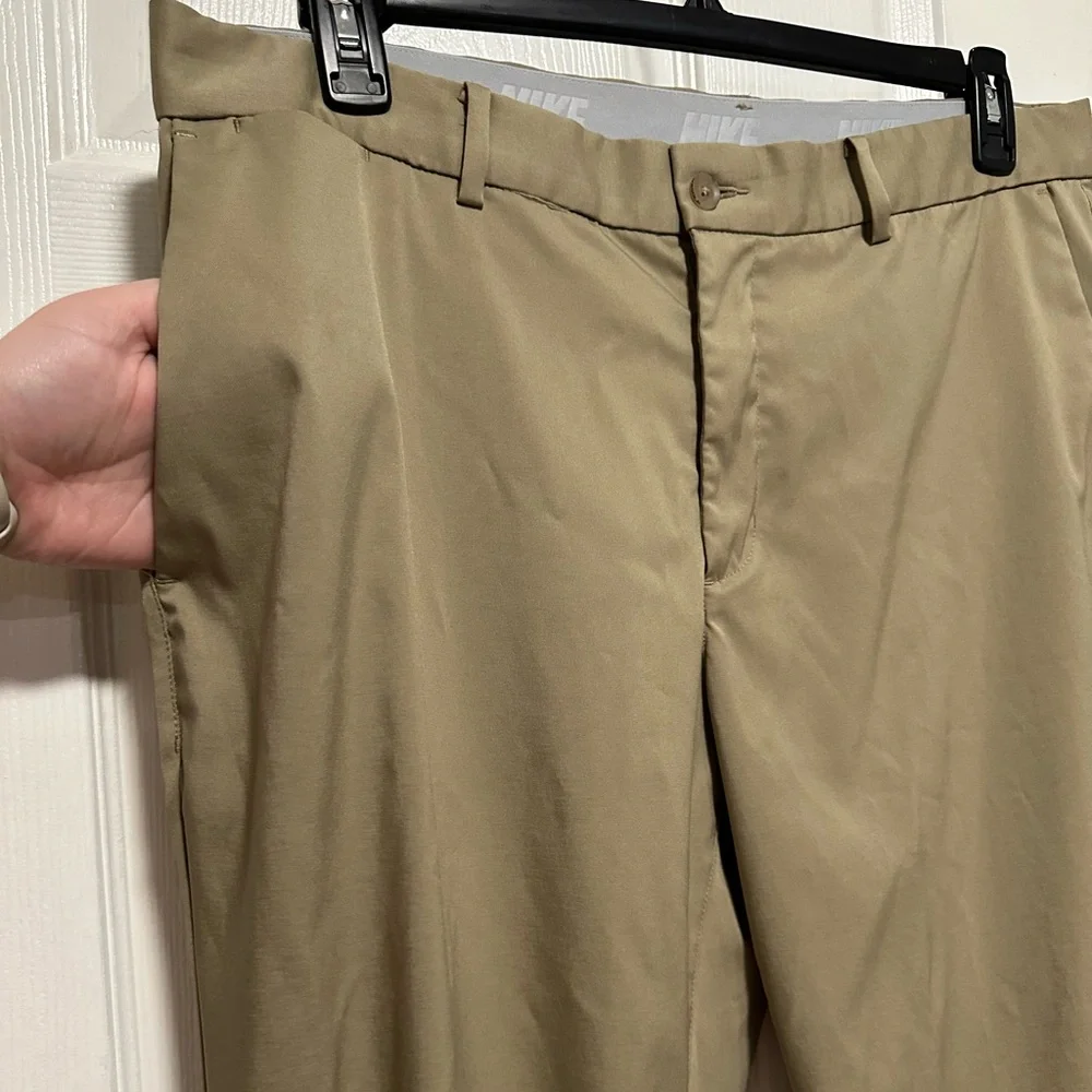 Nike Golf Tan Standard Fit Pants Men's Size 36 x 32